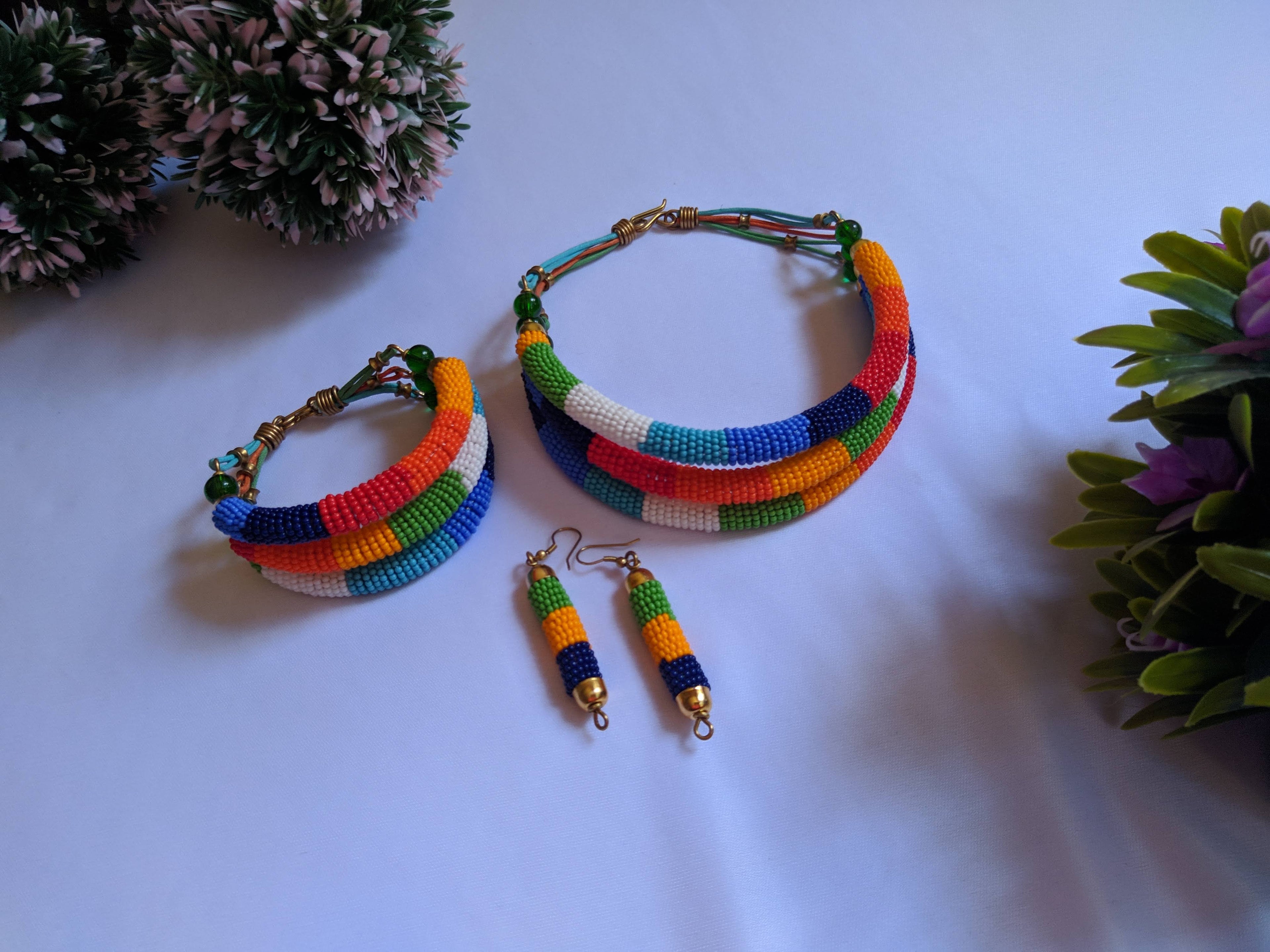 Tausi collection